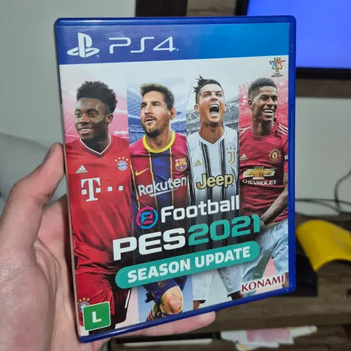 PES 2021 Season Update + Pen drive 60 GB com Option File 2025 - PS4 Mídia Física