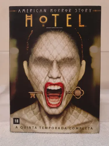 Box DVD American Horror Story: Hotel 5 temporada (Original)