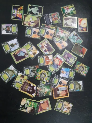 Figurinhas cartas ben 10