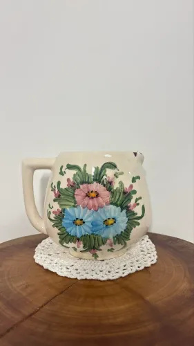 Jarra ou Vaso em Cerâmica pintura manual