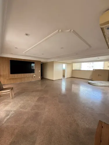 Apartamento a venda tem 330 m2 com 5 quartos em Popular - Edifício Golden Gate - Cuiabá -