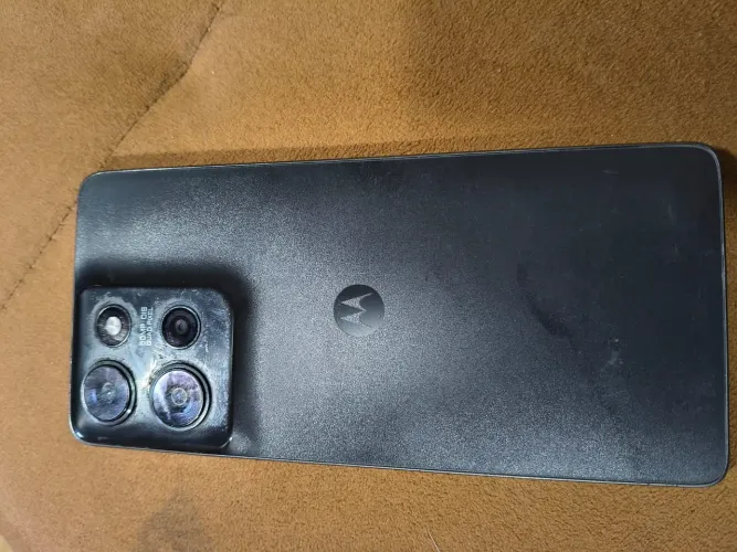 Celular Moto G 75 com 256 de memória 