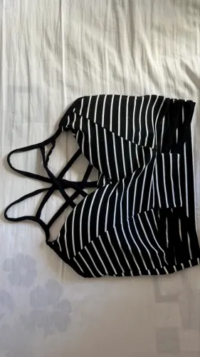 Top Cropped Preto e Branco Listrado