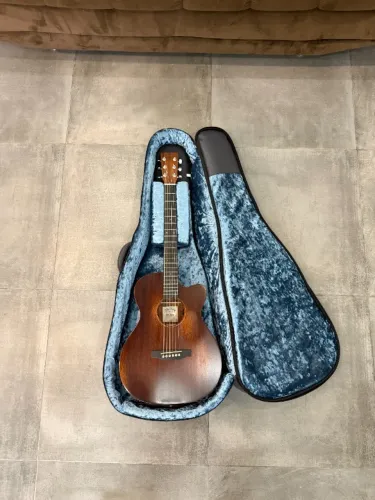 Violão Martin Eletroacústico Aço 000CJr-E StreetMaster Captação Martin E1