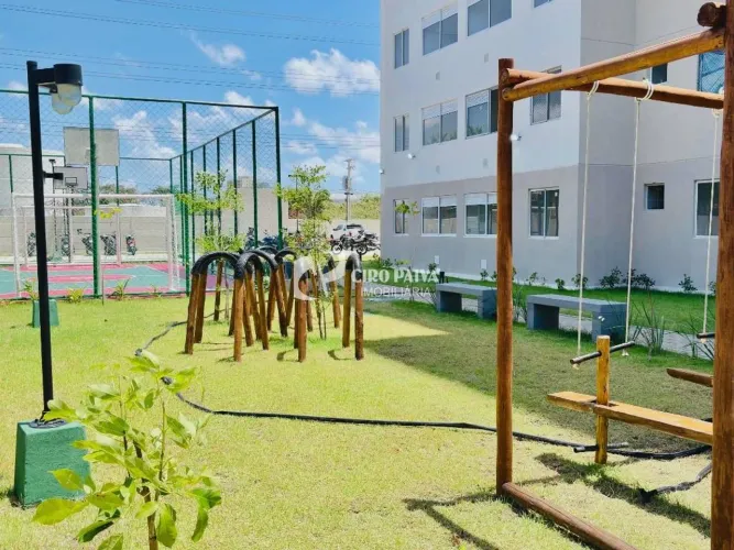 Apartamento com 2 dormitórios para alugar, 38 m² por R$ 1.488,64/mês - Barroso - Fortaleza