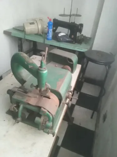 Máquina Costura Chanfradeira para couro