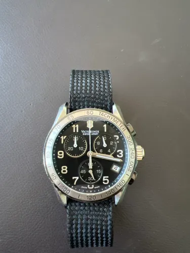 Relógio Victorinox Cronógrafo