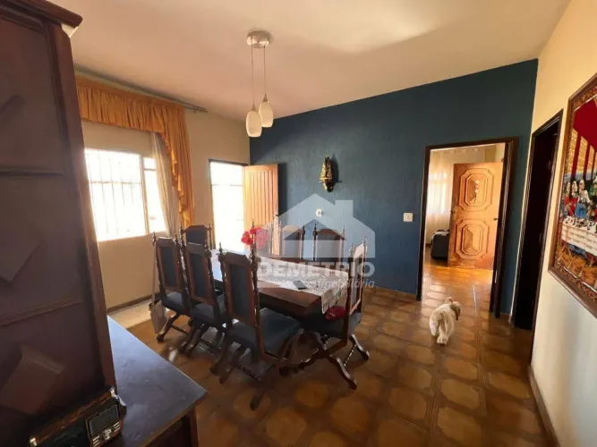 Casa com 3 dormitórios e dois lotes à venda por R$ 1.300.000 - Jardim Paraíba - Aparecida/