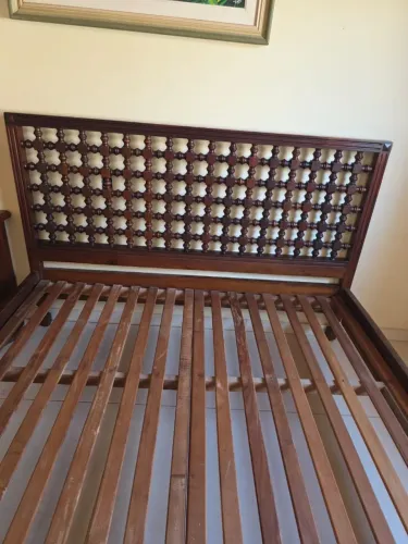 Cama Queen Madeira Maciça