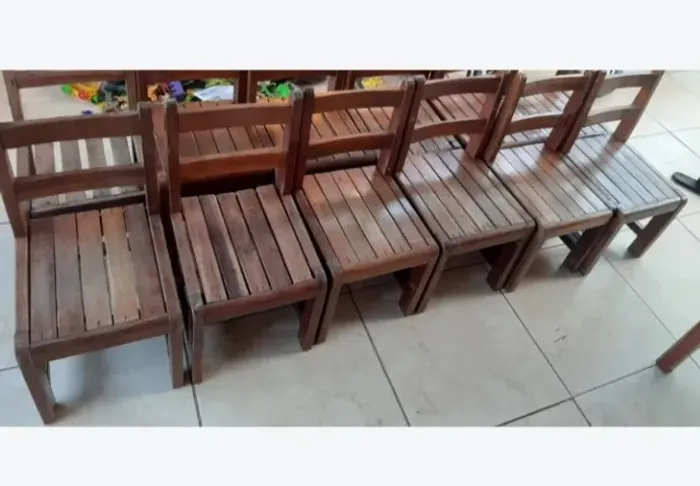 Cadeira infantil, 25 reais