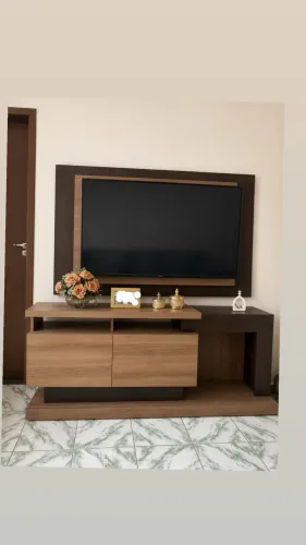 RACK COM PAINEL EM ÓTIMO ESTADO 