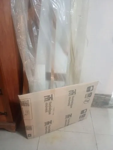Armário de cozinha, novo na caixa, oportunidade