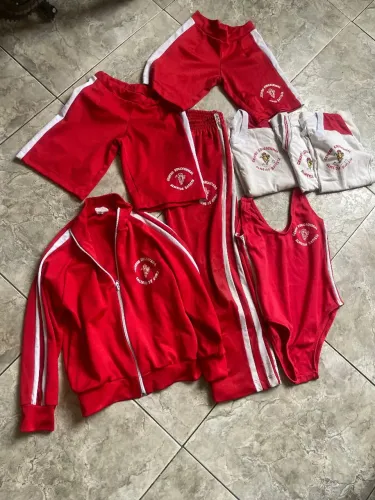 Doação de uniforme Almeida Batista