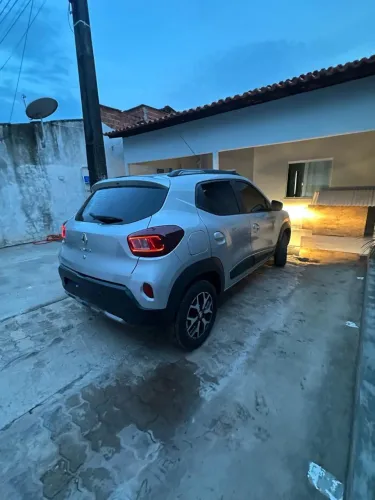 Renault Kwid Outsider 1.0 Flex 12V 5P Mec. 2023