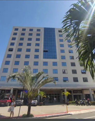 Vendo sala comercial no Edifício Villagio Laranjeiras Business