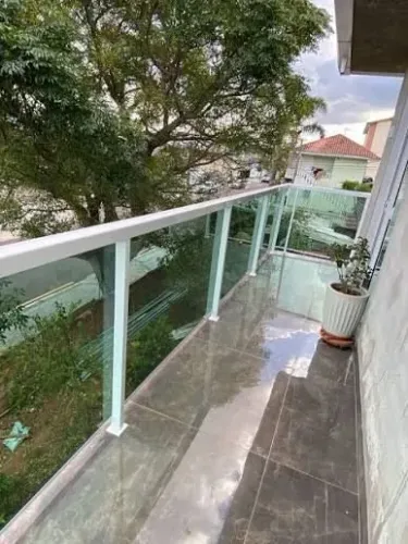 Guarda corpo  corrimão  en vidros ou aluminio  faça seu pedido  acertamos  cartões...
