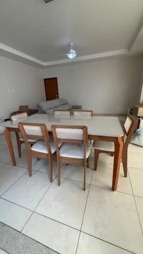 Mesa de jantar 6 lugares