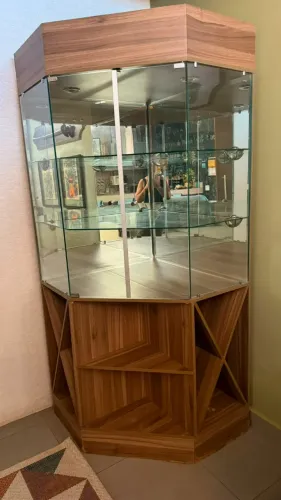 CRISTALEIRA MDF