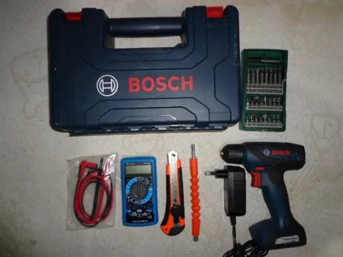 Kit Parafusadeira BOSCH 12v completo + Acessórios / Recarregável