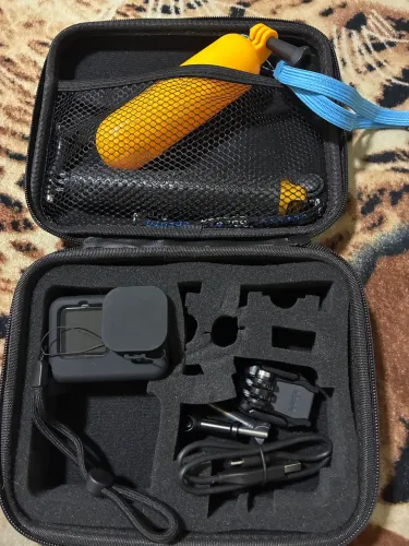 GoPro Hero Back 10 com sd de 128gb, maleta e acessórios. Super Nova!