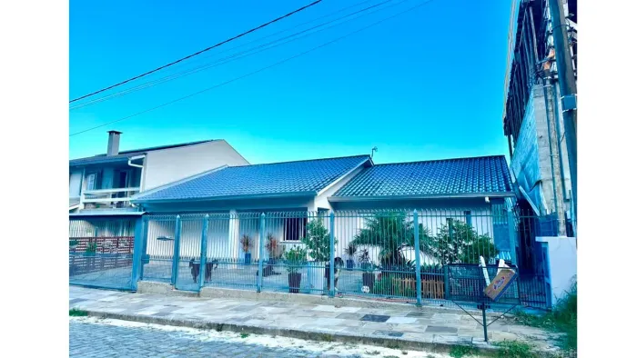 Casa com 3 Dormitorio(s) localizado(a) no bairro São Luiz em Caxias do Sul / Ref.:S360-610