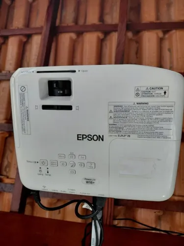 Projetor Epson PowerLite W18+
