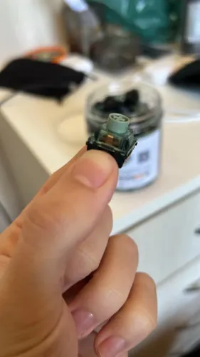 Magnetic Jade Emerald Switch 70pcs