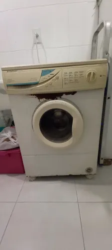 Máquina de Lavar Roupas