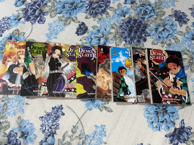 Vende-se mangá de Demon Slayer