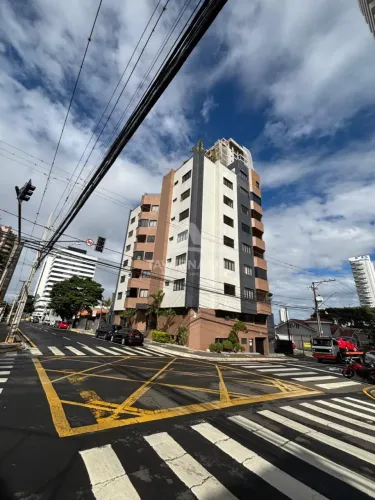 Apartamento Espaçoso e Sofisticado no Edifício Ravenna: 2 Dormitórios, Suíte com Closet e