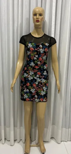 Vestido semi novo