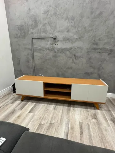 ? Rack Novo com Pés Retrô - Charme para sua Sala