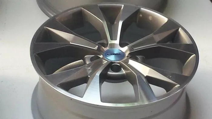 Roda aro 20 Honda Civic Europeu Grafite com Diamantado jogo novo 5x114