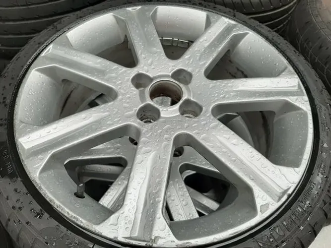 Roda aro 17 Palitada Prata Renault Sandero 4X100 