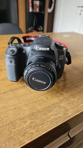 Câmera Canon EOS 60D Completa