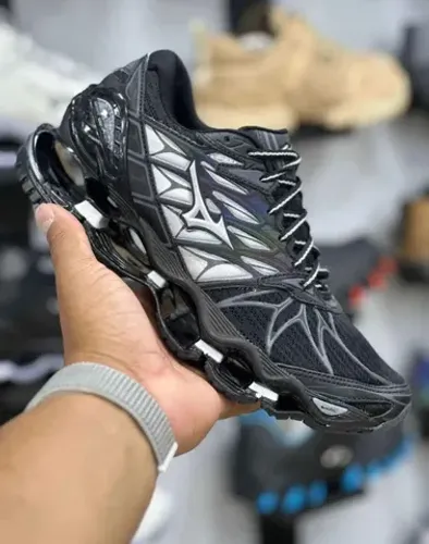 Caiu o preço família Mizuno pro 7 camaleão