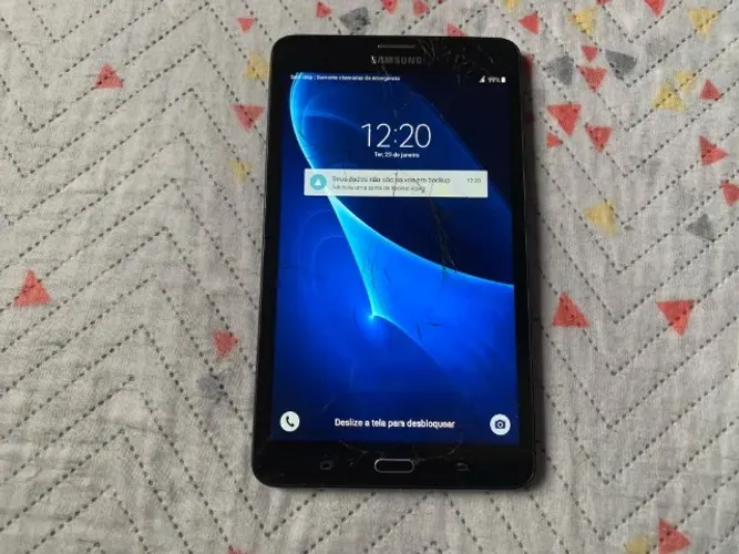 Tablets Samsung SM T285M 4G, Entrada para Chip, Faz e Recebe Ligações, Detalhe na Tela. 