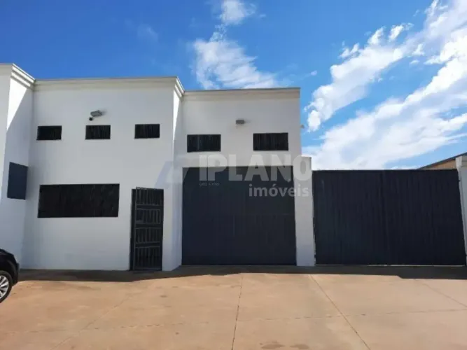 Locação de Comercial / Barracão/Galpão na cidade de São Carlos