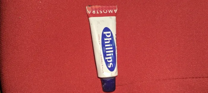 PHILLIPS RARA PASTA DE DENTE