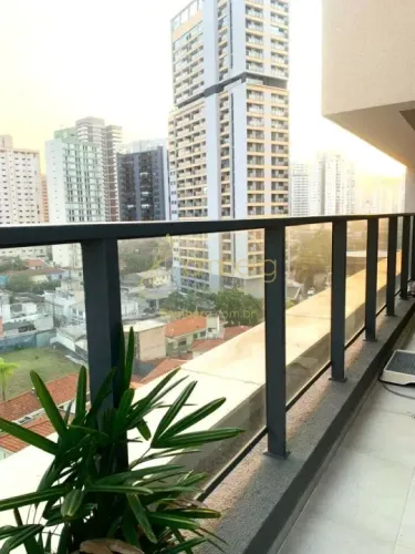 Apartamento com churrasqueira na varanda e lazer completo