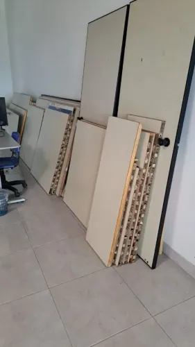 Painéis para exposição ou divisórias