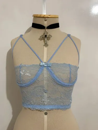 top cropped azul rendado - tamanho: p