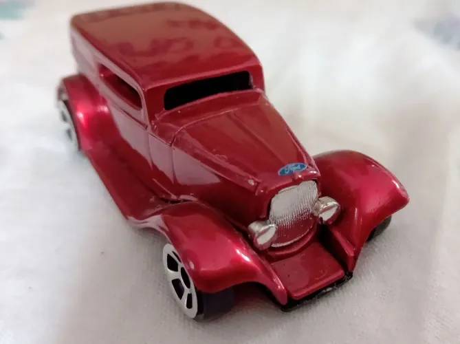 Miniatura Maisto Ford 1932 Hot Rod 1/64