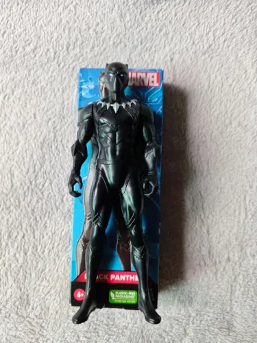 Boneco marvel - pantera negra R$ 60,00 novo na caixa Hasbro