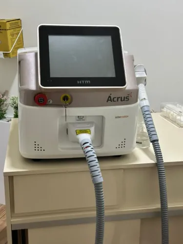 Ácrus HTM - Laser de Epilação com Aplicador Triple Wave