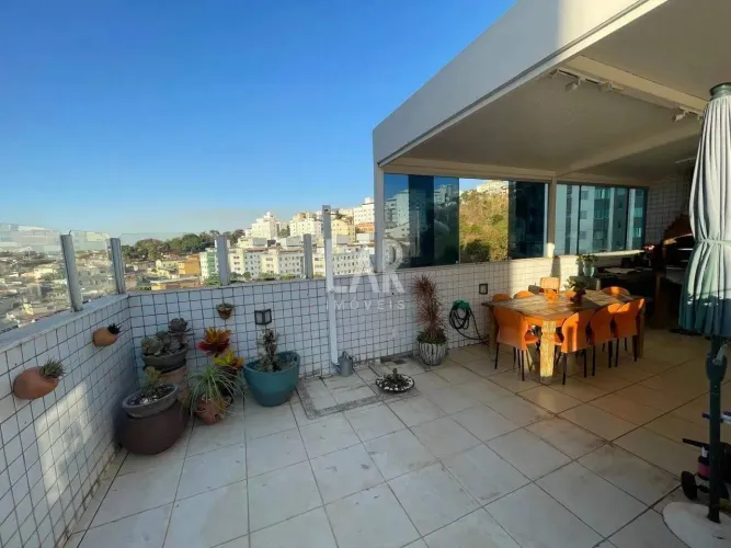 Cobertura à venda, 3 quartos, 2 suítes, 2 vagas, Fernão Dias - Belo Horizonte/MG
