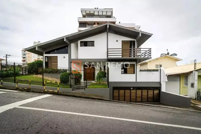 Itaguaçu | Casa 4 quartos, sendo 1 suite