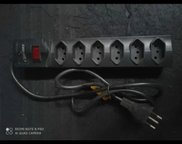 Extensão Filtro de linha 6 Tomadas