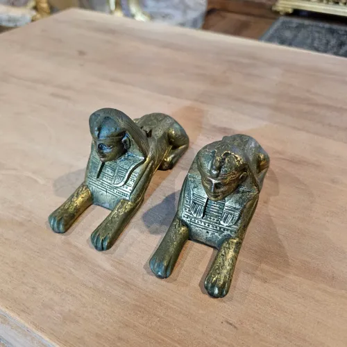 Antiguidades,  par de tinteiros antigos de bronze egípcia 