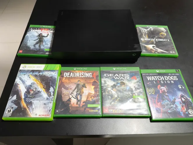 Xbox One X com Jogos